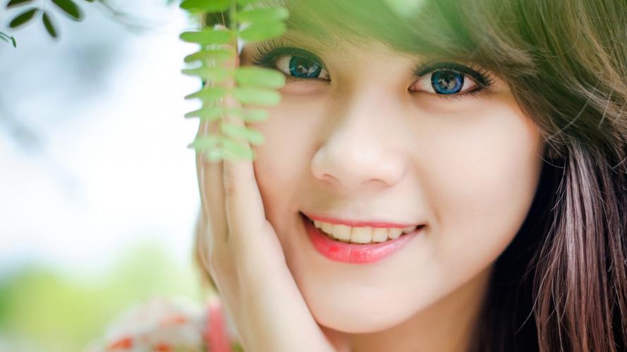 菲律宾以东生成热带低压 向海南岛东部到广东中西部沿海靠近